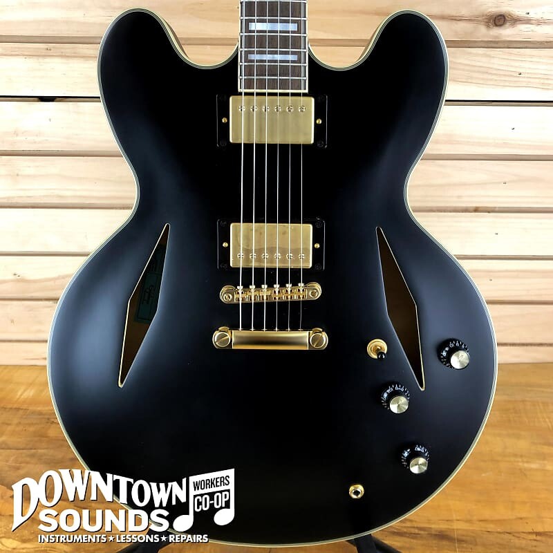 Epiphone Emily Wolfe Sheraton Stealth с чехлом Softshell - Black Aged Gloss EMILY WOLFE SHERATON STEALTH - BLACK AGED GLOSS
Epiphone Emily Wolfe Sheraton Stealth с чехлом Softshell - Black Aged Gloss EMILY WOLFE SHERATON STEALTH - BLACK AGED GLOSS