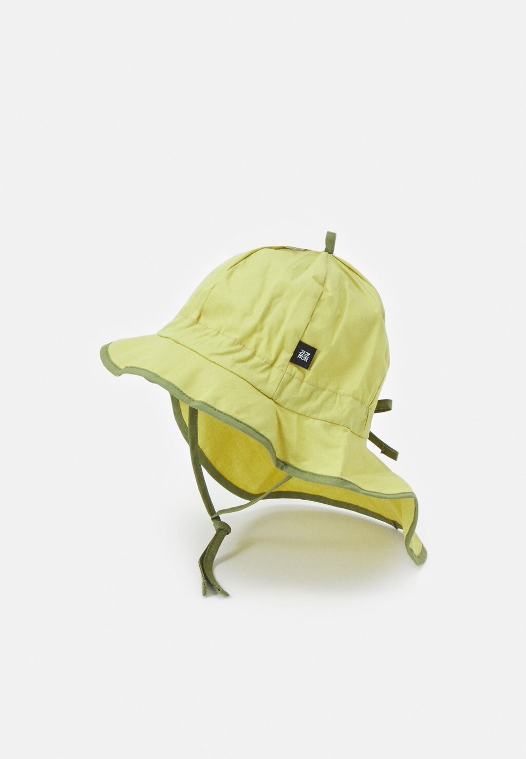 Панама ELASTICATED BASIC HAT WITH NECK PROTECTOR UNISEX pure pure by BAUER, цвет cintronella
Панама ELASTICATED BASIC HAT WITH NECK PROTECTOR UNISEX pure pure by BAUER, цвет cintronella