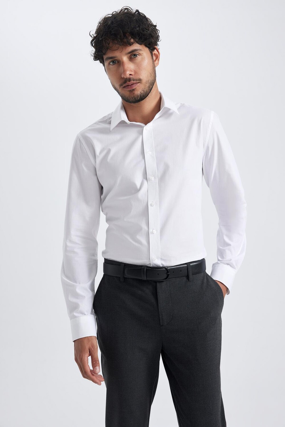 Рубашка Slim Fit с итальянским воротником и длинными рукавами без глажки DeFacto, белый
Рубашка Slim Fit с итальянским воротником и длинными рукавами без глажки DeFacto, белый