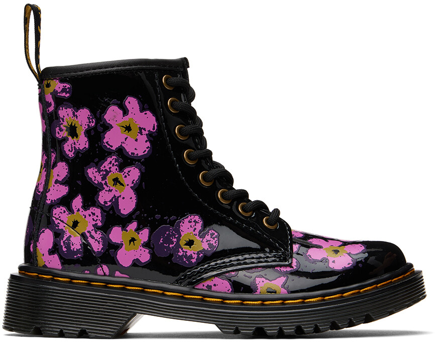 Детские черные ботинки Big Kids 1460 Fayre, патентованный светильник, США Dr. Martens
Детские черные ботинки Big Kids 1460 Fayre, патентованный светильник, США Dr. Martens
