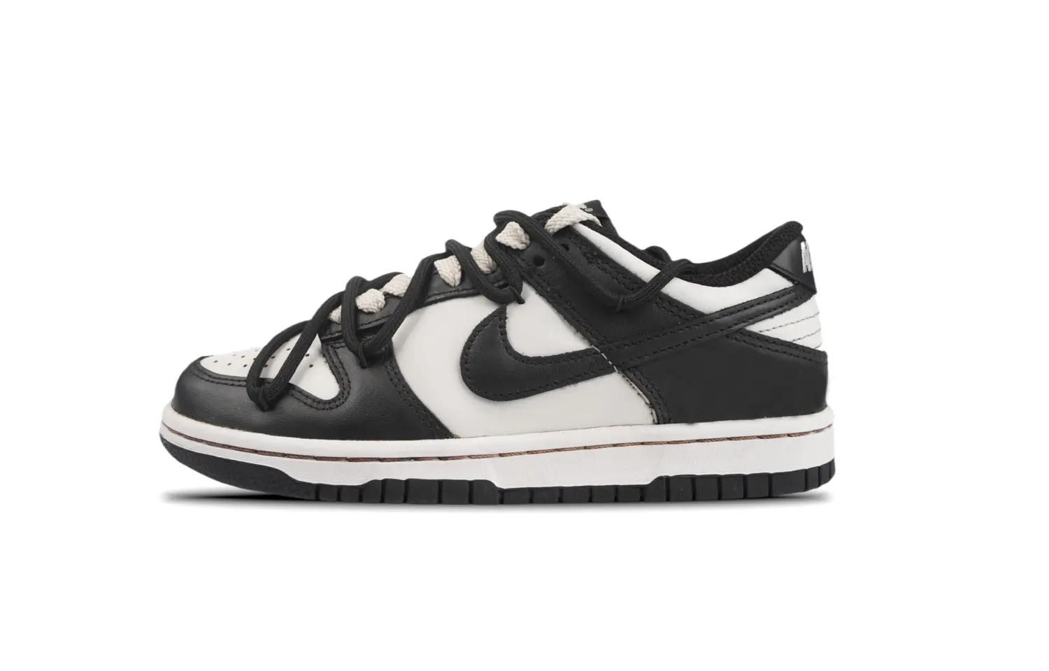 Кроссовки Nike Dunk Skateboarding Shoes Women's Low-top Black/white, черный/белый
Кроссовки Nike Dunk Skateboarding Shoes Women's Low-top Black/white, черный/белый