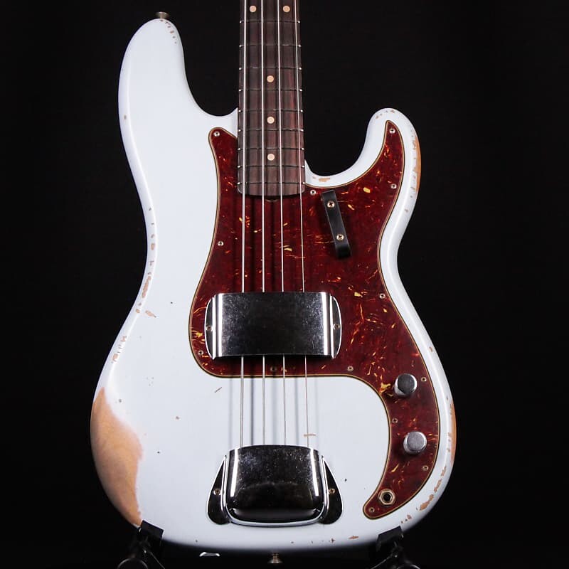Басс гитара Fender Custom Shop 63 Precision P Bass Heavy Relic Sonic Blue 2023
Басс гитара Fender Custom Shop 63 Precision P Bass Heavy Relic Sonic Blue 2023