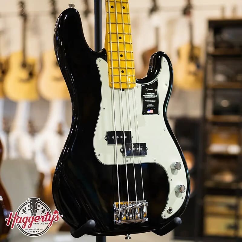 Басс гитара Fender American Professional II Precision Bass - Black w/Deluxe Molded Case
Басс гитара Fender American Professional II Precision Bass - Black w/Deluxe Molded Case