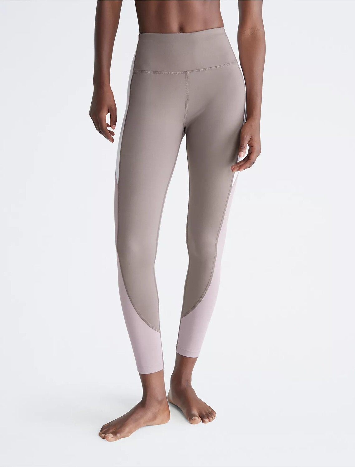Леггинсы Calvin Klein Performance Embrace High Waist Colorblock 7/8, серо-коричневый
Леггинсы Calvin Klein Performance Embrace High Waist Colorblock 7/8, серо-коричневый