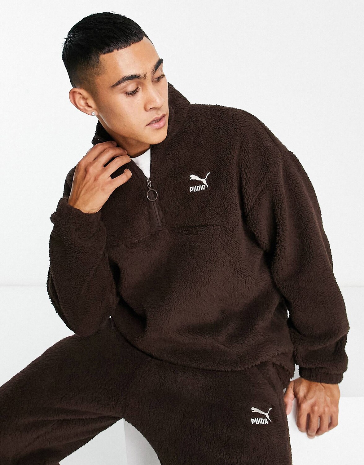 Шоколадный свитшот Puma classics borg с молнией до половины — эксклюзивно для ASOS, Коричневый
Шоколадный свитшот Puma classics borg с молнией до половины — эксклюзивно для ASOS, Коричневый
