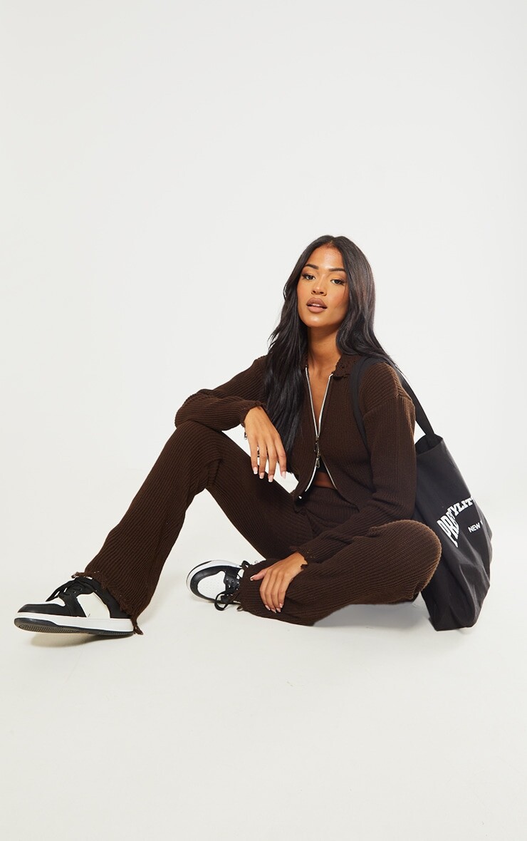 PrettyLittleThing Высокий вязаный кардиган шоколадного цвета с потертостями, Коричневый, PrettyLittleThing Высокий вязаный кардиган шоколадного цвета с потертостями
PrettyLittleThing Высокий вязаный кардиган шоколадного цвета с потертостями, Коричневый, PrettyLittleThing Высокий вязаный кардиган шоколадного цвета с потертостями