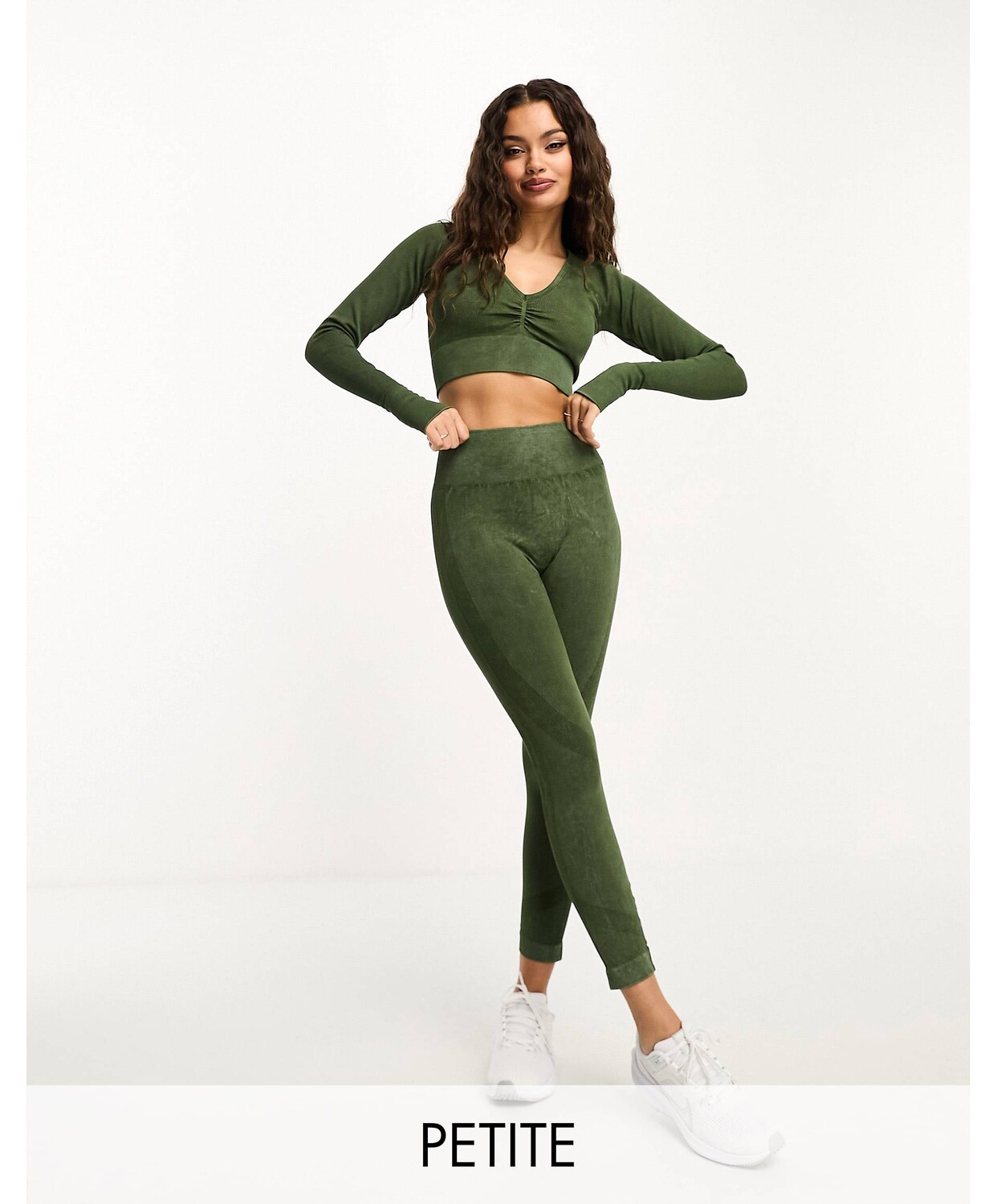 Бесшовные леггинсы с рюшами на талии ASOS 4505 Petite цвета кислотной стирки, Серый
Бесшовные леггинсы с рюшами на талии ASOS 4505 Petite цвета кислотной стирки, Серый