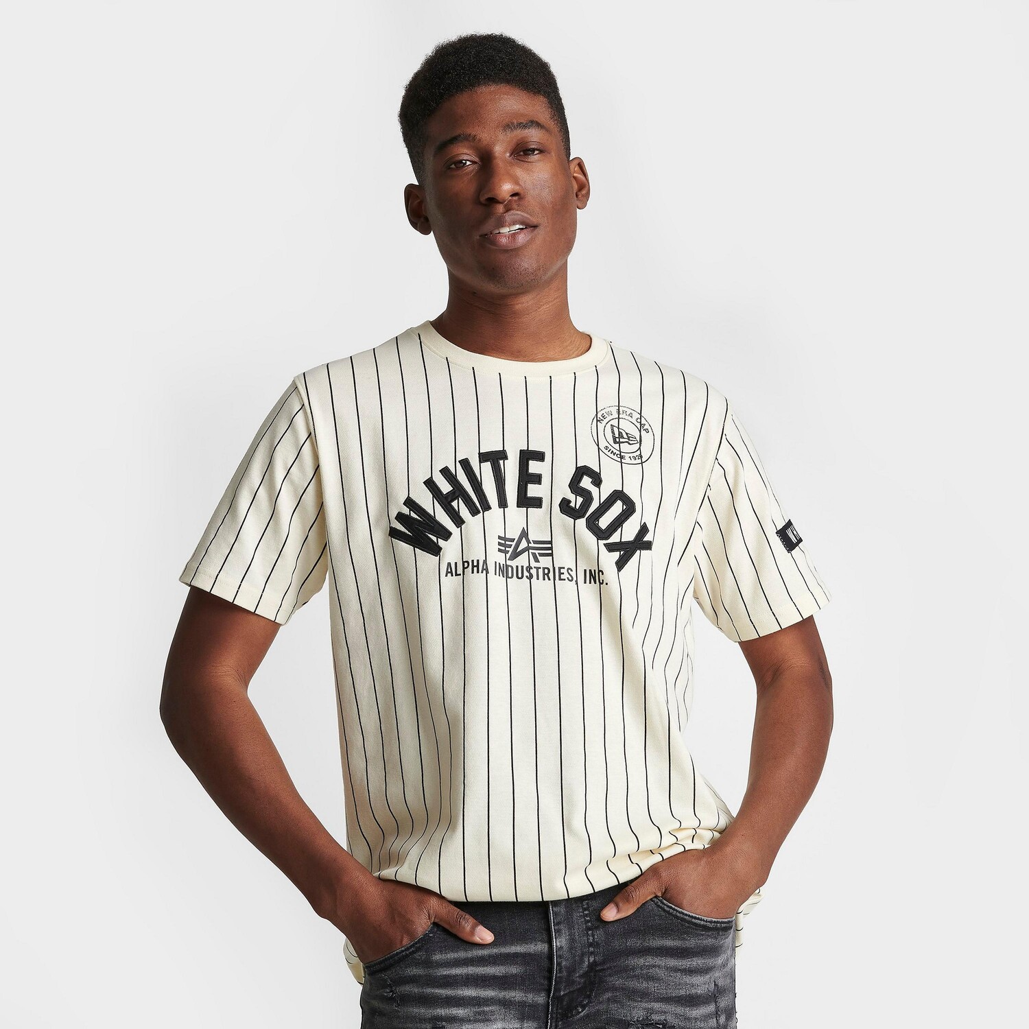 Мужская футболка New Era x Alpha Industries Chicago White Sox MLB в тонкую полоску, кремовый
Мужская футболка New Era x Alpha Industries Chicago White Sox MLB в тонкую полоску, кремовый