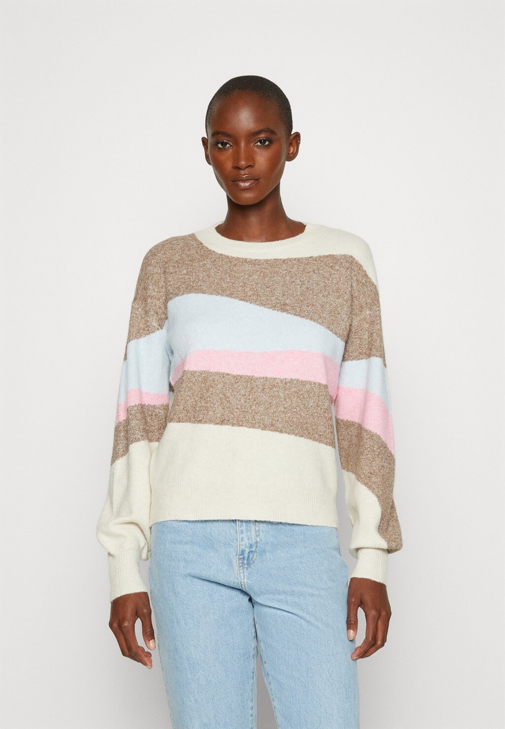 Свитшот Vero Moda VMDOFFY ART O NECK, цвет birch/brown lentil/skyway/sachet pink
Свитшот Vero Moda VMDOFFY ART O NECK, цвет birch/brown lentil/skyway/sachet pink