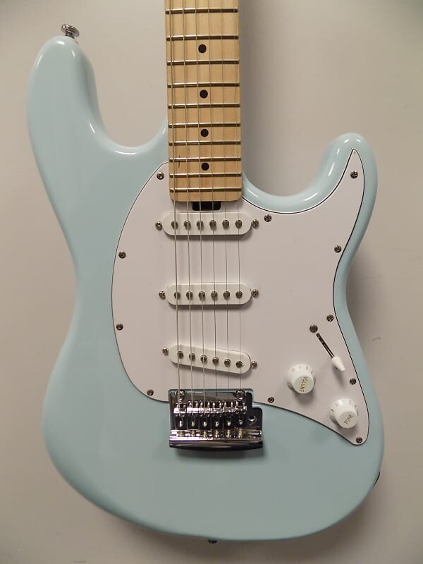 Электрогитара Sterling by Music Man SUB Series Cutlass CT30 SSS Maple Fingerboard Electric Guitar - Daphne Blue
Электрогитара Sterling by Music Man SUB Series Cutlass CT30 SSS Maple Fingerboard Electric Guitar - Daphne Blue