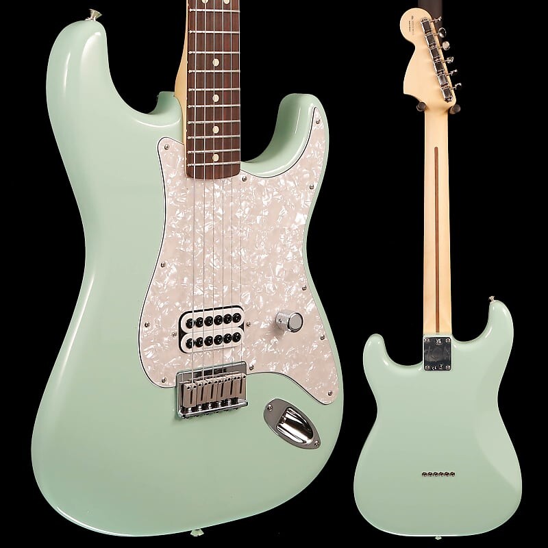 Электрогитара Fender Tom DeLonge Stratocaster, Rosewood Fb, Surf Green 7lbs 7oz
Электрогитара Fender Tom DeLonge Stratocaster, Rosewood Fb, Surf Green 7lbs 7oz