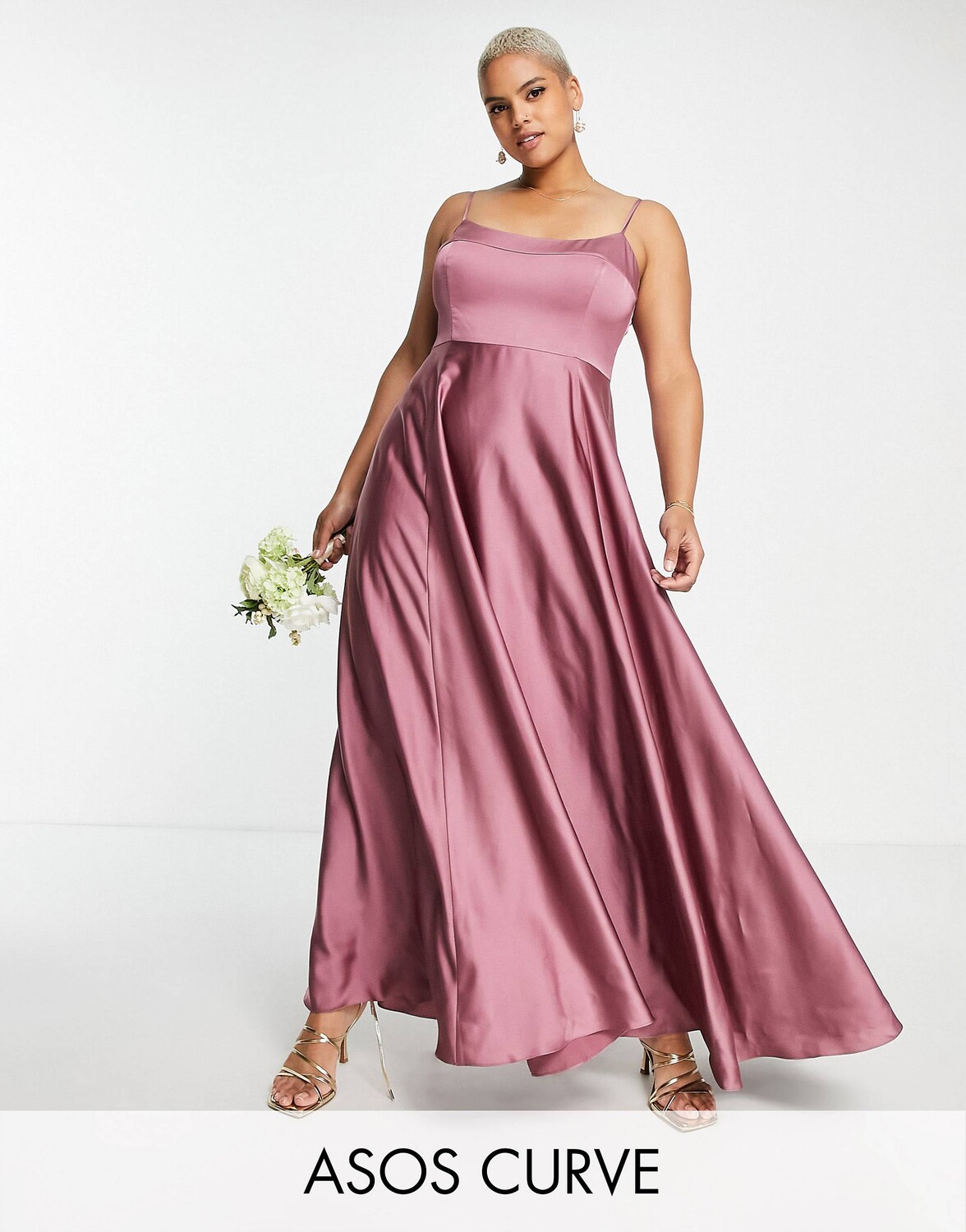 Атласное платье макси на бретельках с пышной юбкой ASOS EDITION Curve цвета орхидеи
Атласное платье макси на бретельках с пышной юбкой ASOS EDITION Curve цвета орхидеи