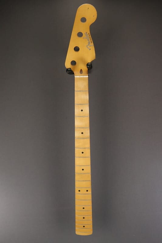 НОВИНКА Fender Road Worn 50's P Bass Neck (041) (041)NECK ROAD WORN 50'S P BASS MN
НОВИНКА Fender Road Worn 50's P Bass Neck (041) (041)NECK ROAD WORN 50'S P BASS MN