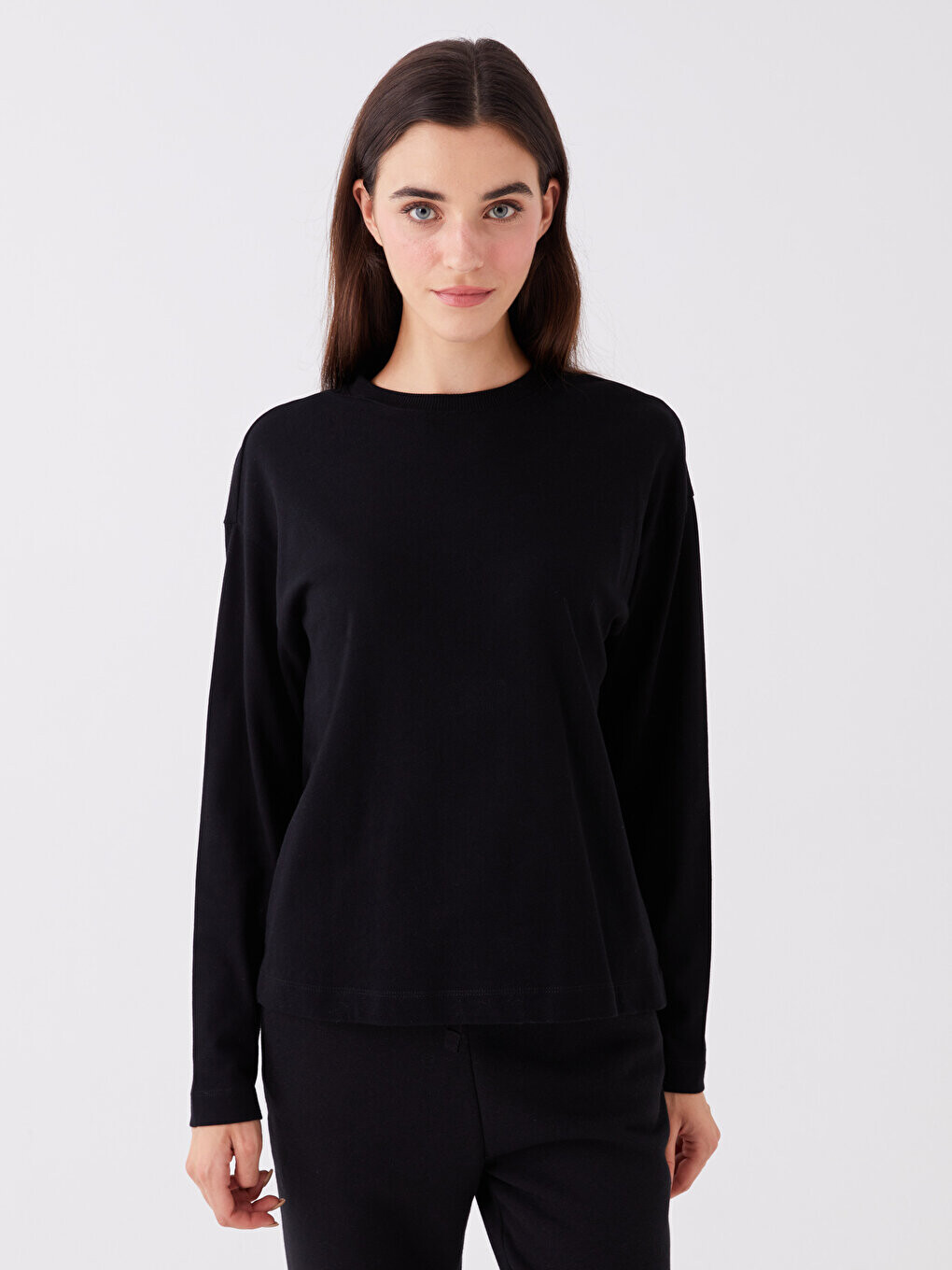 Однотонная женская толстовка с круглым вырезом и длинными рукавами LCW Casual, новый черный
Однотонная женская толстовка с круглым вырезом и длинными рукавами LCW Casual, новый черный