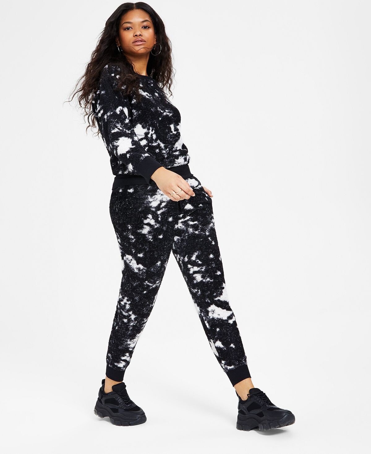 Женский однотонный пижамный комплект из шерпы, созданный для macy's Jenni, мульти
Женский однотонный пижамный комплект из шерпы, созданный для macy's Jenni, мульти