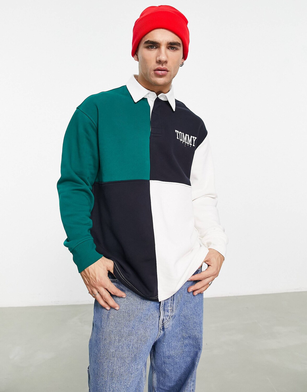 Темно-синяя футболка-поло в стиле регби с цветными блоками Tommy Jeans ASOS Exclusive Heritage Capsule
Темно-синяя футболка-поло в стиле регби с цветными блоками Tommy Jeans ASOS Exclusive Heritage Capsule