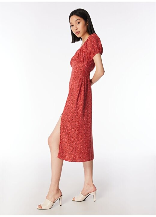 Белое женское платье миди с v-образным вырезом M1310518-87512-WOVEN MIDI DRESS Mavi
Белое женское платье миди с v-образным вырезом M1310518-87512-WOVEN MIDI DRESS Mavi