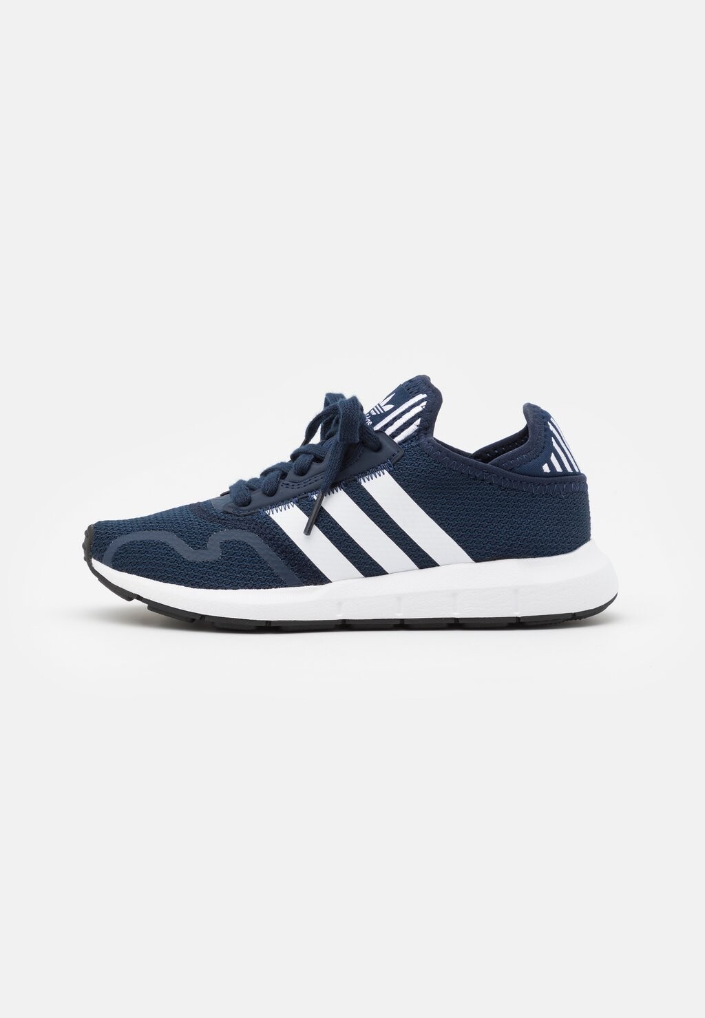 Низкие кроссовки Swift Run X Unisex adidas Originals, цвет collegiate navy/footwear white/core black
Низкие кроссовки Swift Run X Unisex adidas Originals, цвет collegiate navy/footwear white/core black