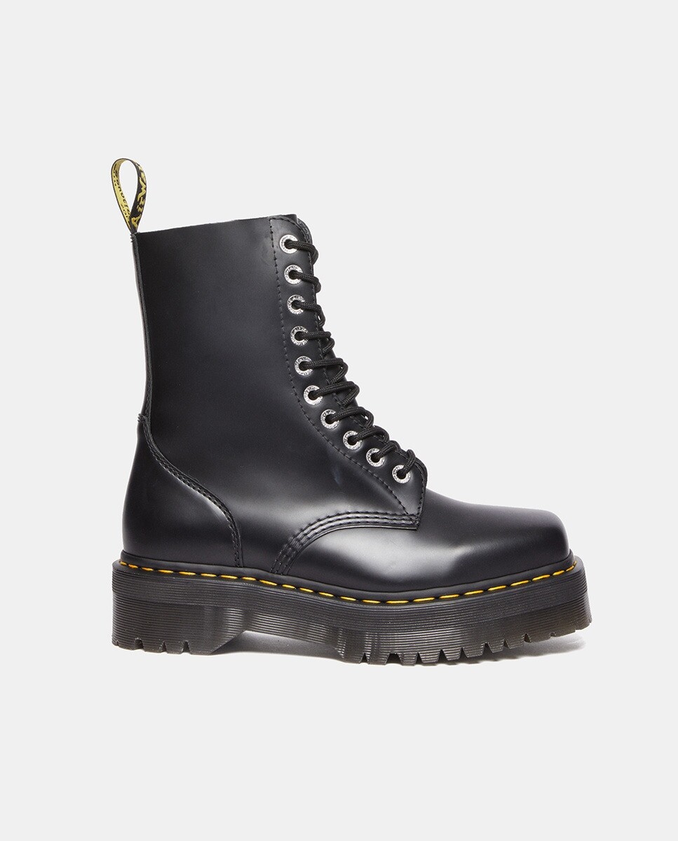 Женские ботинки 1490 Quad в стиле милитари на платформе и строчке Dr. Martens, черный
Женские ботинки 1490 Quad в стиле милитари на платформе и строчке Dr. Martens, черный