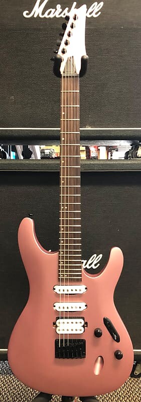 Ibanez S561-PMM Standard 2022 — настоящее время — матовый металлик цвета розового золота
Ibanez S561-PMM Standard 2022 — настоящее время — матовый металлик цвета розового золота