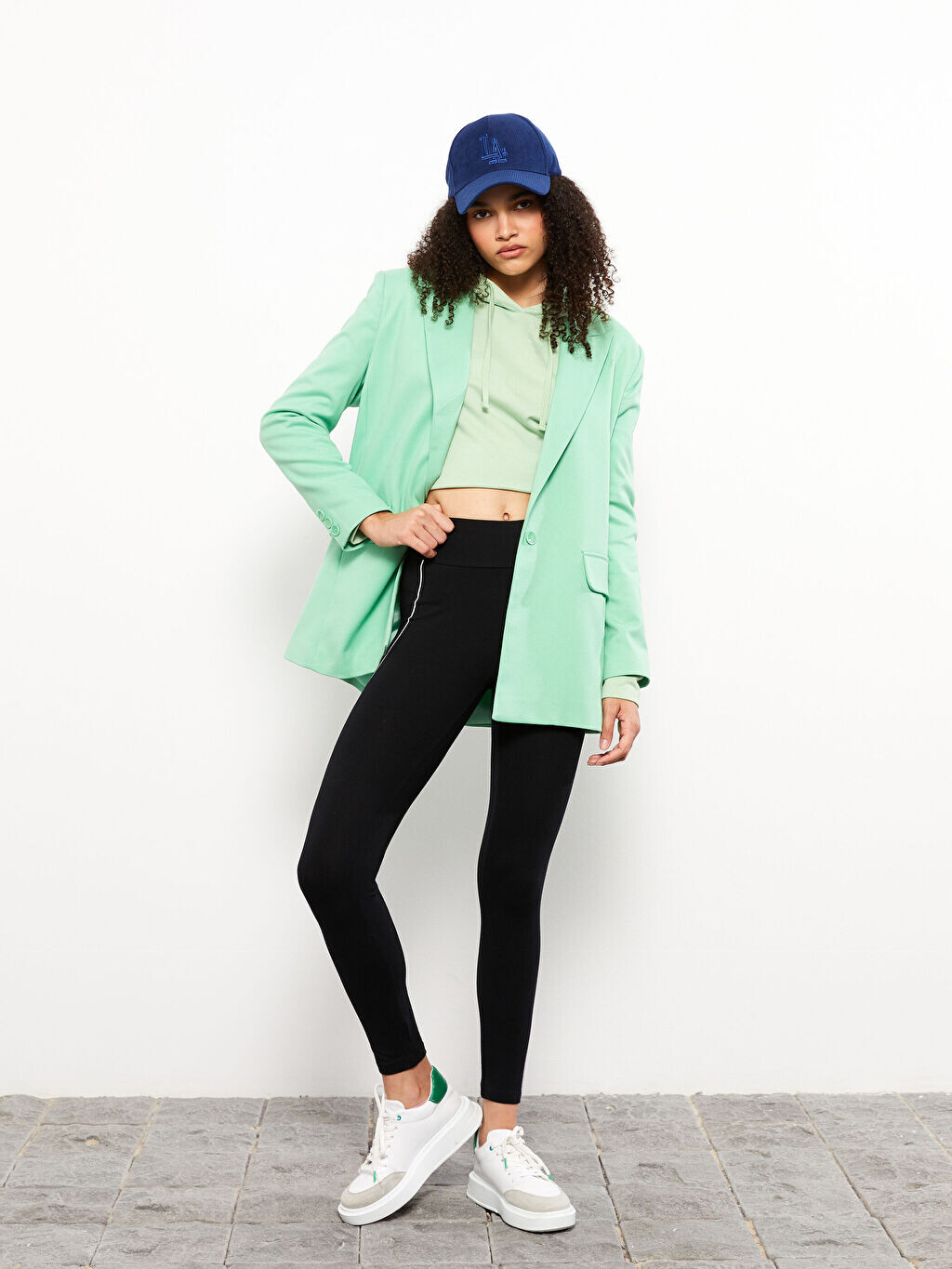 Женские однотонные хлопковые колготки с эластичной резинкой на талии LCW Casual, Зеленый
Женские однотонные хлопковые колготки с эластичной резинкой на талии LCW Casual, Зеленый