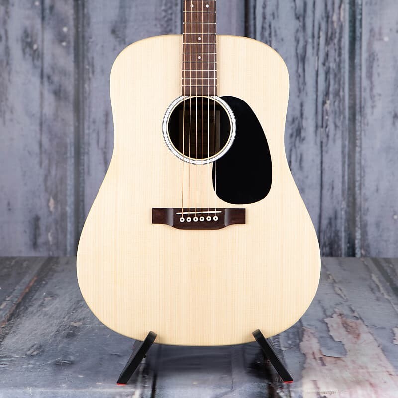 Martin D-X2E-02 Красное дерево акустический/электрический, натуральный Martin D-X2E-02 /Electric, Natural
Martin D-X2E-02 Красное дерево акустический/электрический, натуральный Martin D-X2E-02 /Electric, Natural