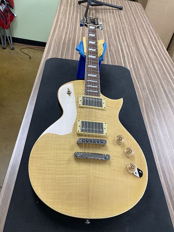 Электрогитара ESP LTD EC-256 FM with Jatoba Fretboard 2020 - Present - Vintage Natural
Электрогитара ESP LTD EC-256 FM with Jatoba Fretboard 2020 - Present - Vintage Natural