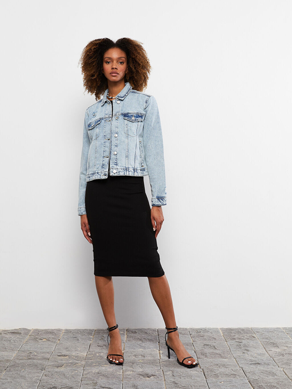 Женская джинсовая куртка Rodeo с прямым воротником и длинными рукавами LCW Jeans, Серый
Женская джинсовая куртка Rodeo с прямым воротником и длинными рукавами LCW Jeans, Серый
