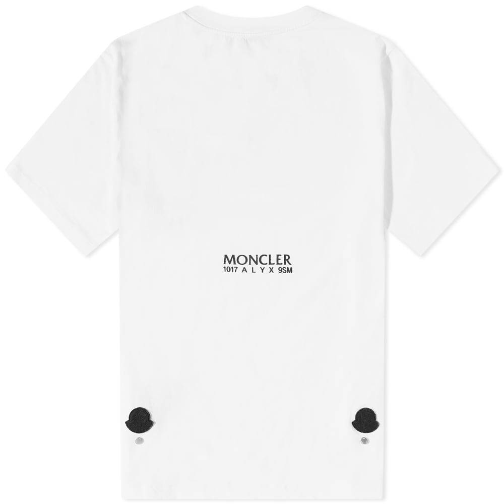 Футболка Moncler Genius x 1017 ALYX 9SM Logo Tee, Белый, Футболка Moncler Genius x 1017 ALYX 9SM Logo Tee
Футболка Moncler Genius x 1017 ALYX 9SM Logo Tee, Белый, Футболка Moncler Genius x 1017 ALYX 9SM Logo Tee