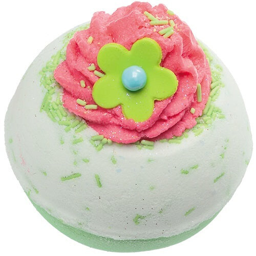 Bomb Cosmetics Шариковая бомбочка для ванны Apple & Raspberry Swirl Bath Blaster 160г
Bomb Cosmetics Шариковая бомбочка для ванны Apple & Raspberry Swirl Bath Blaster 160г