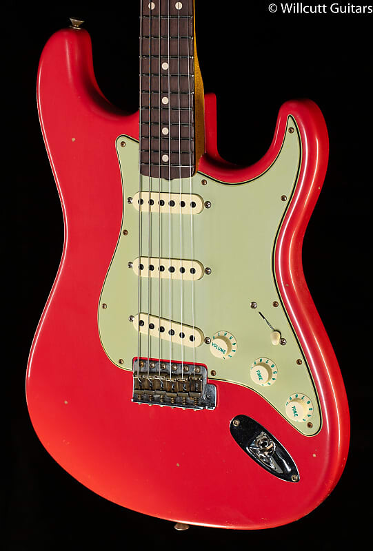 Fender Custom Shop Willcutt True '62 Stratocaster Journeyman Relic Fiesta Red 60s Oval C (665)
Fender Custom Shop Willcutt True '62 Stratocaster Journeyman Relic Fiesta Red 60s Oval C (665)