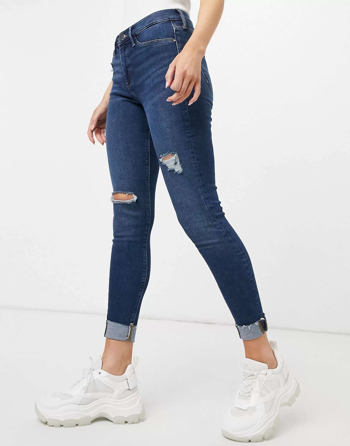 Темно-синие джинсы скинни с рваными краями и необработанным краем River Island Molly
Темно-синие джинсы скинни с рваными краями и необработанным краем River Island Molly