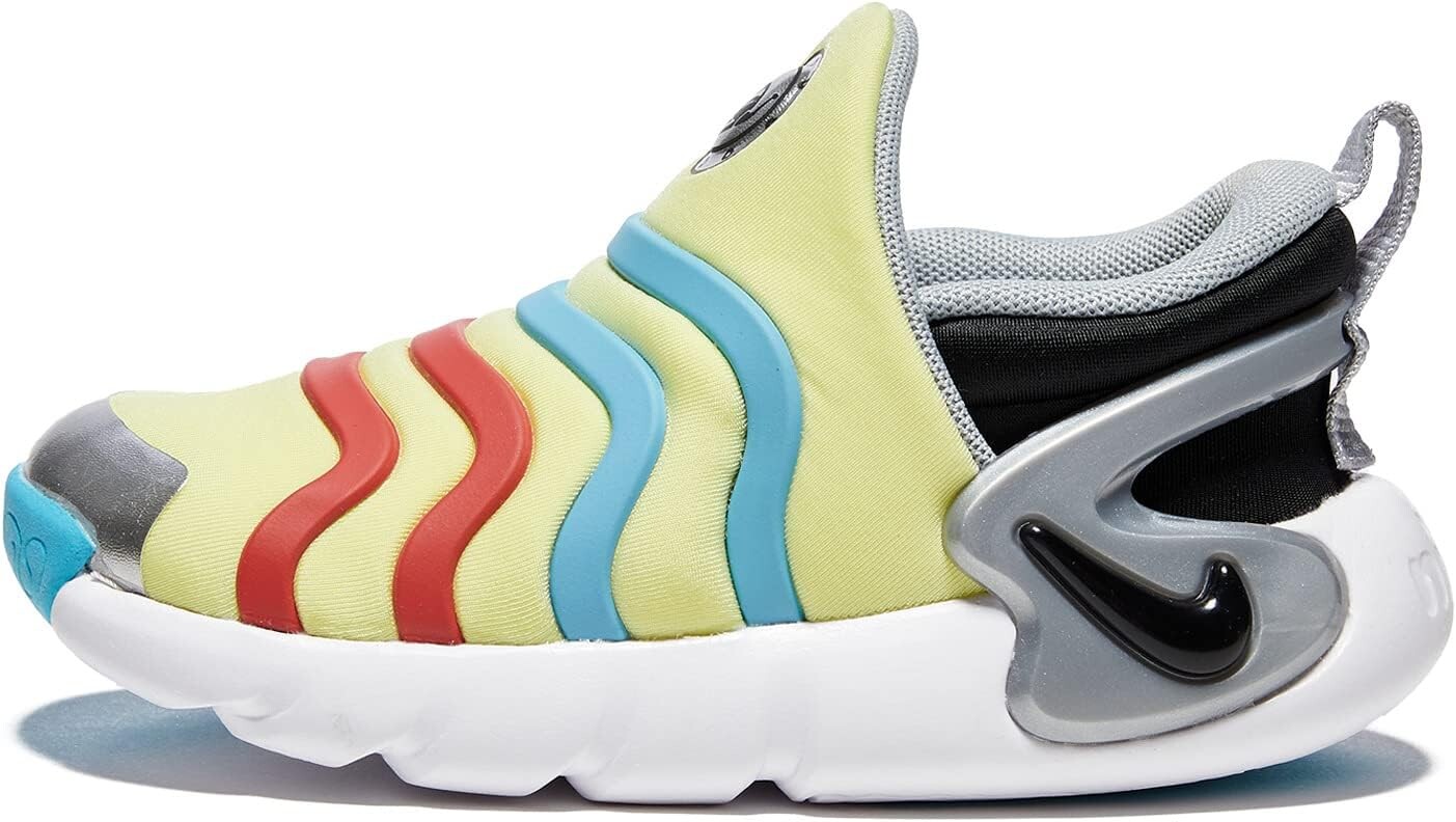 Кроссовки Dynamo Go Nike, цвет Lemon Chiffon/Black/Metallic Silver 
Кроссовки Dynamo Go Nike, цвет Lemon Chiffon/Black/Metallic Silver