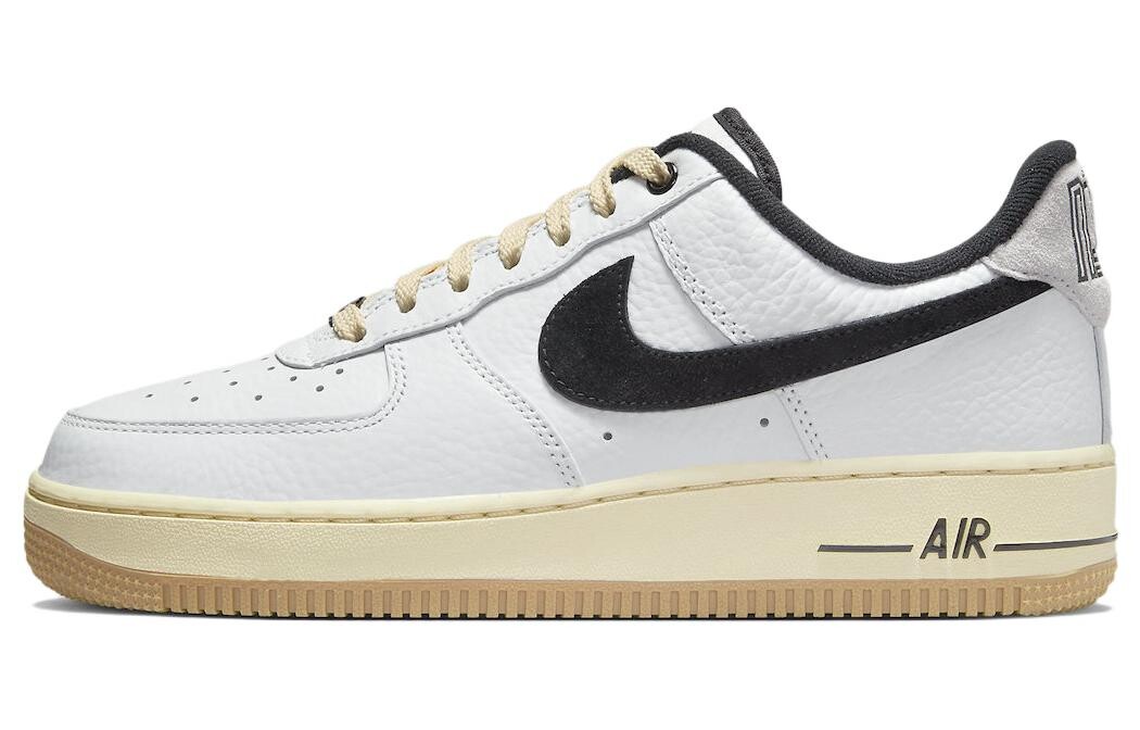 Кроссовки женские Nike Air Force 1 '07 LX Low Command Force Summit, белый / черный
Кроссовки женские Nike Air Force 1 '07 LX Low Command Force Summit, белый / черный