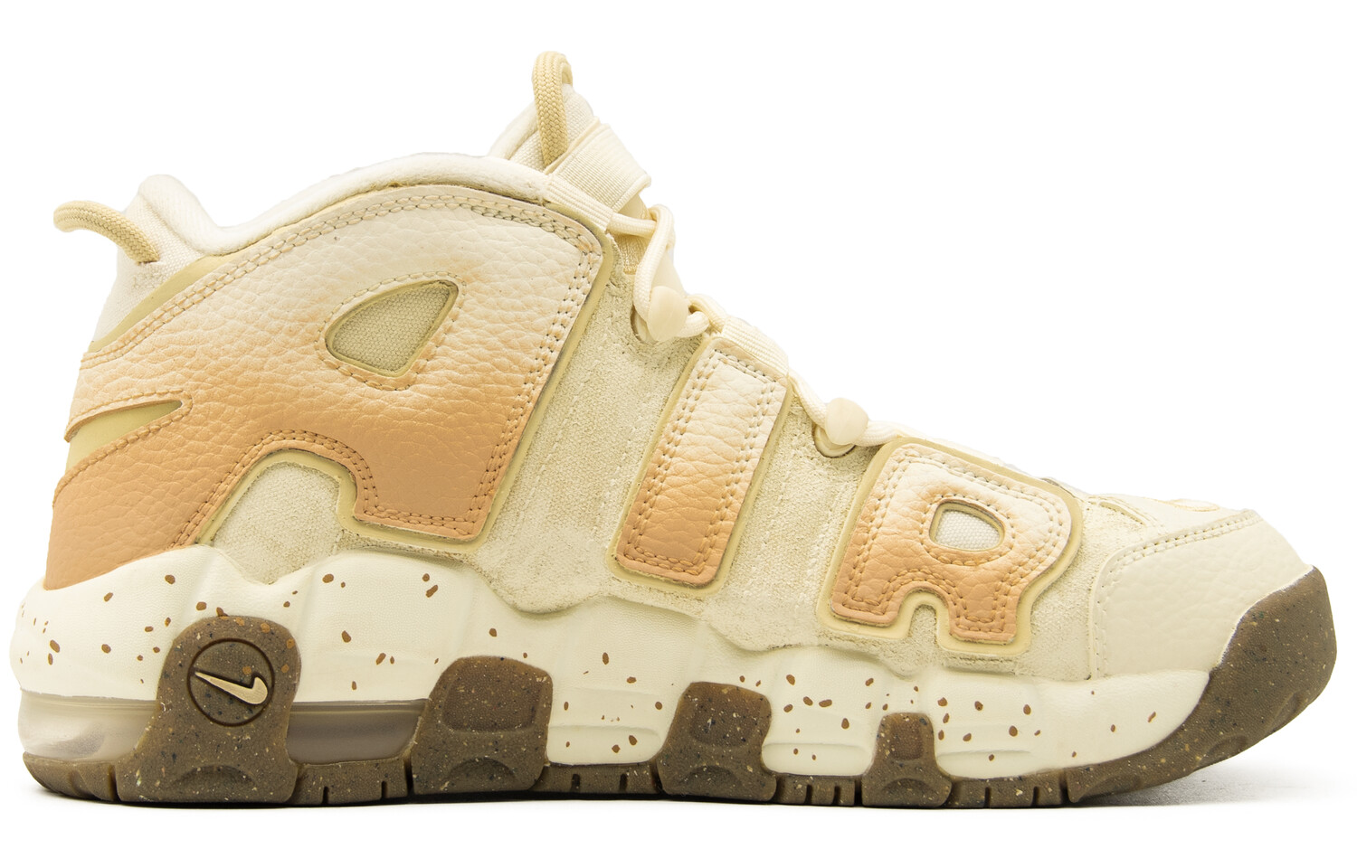 Баскетбольные кроссовки Air More Uptempo Vintage женские, среднего размера, бежевый/белый Nike
Баскетбольные кроссовки Air More Uptempo Vintage женские, среднего размера, бежевый/белый Nike