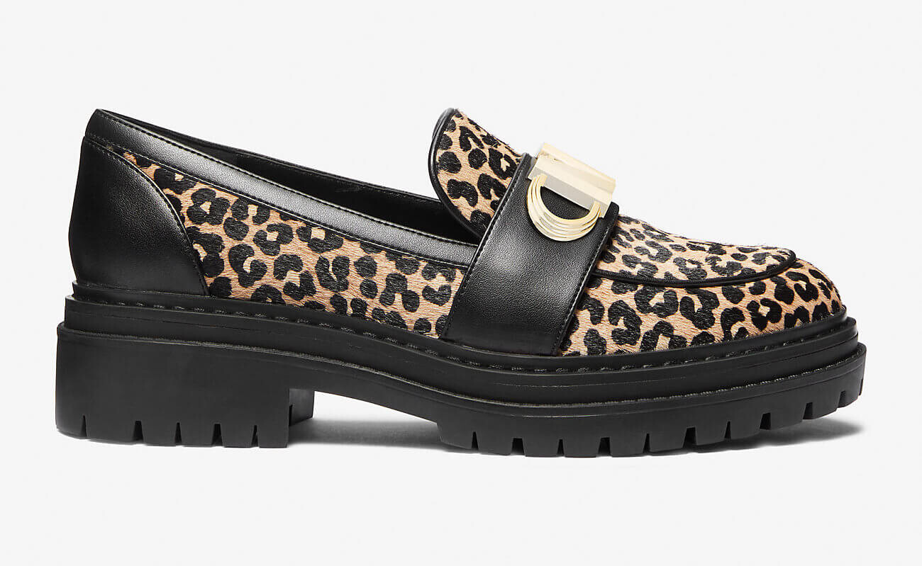 Лоферы с леопардовым принтом MICHAEL Michael Kors Parker Calf Hair, черный/бежевый/золотой
Лоферы с леопардовым принтом MICHAEL Michael Kors Parker Calf Hair, черный/бежевый/золотой