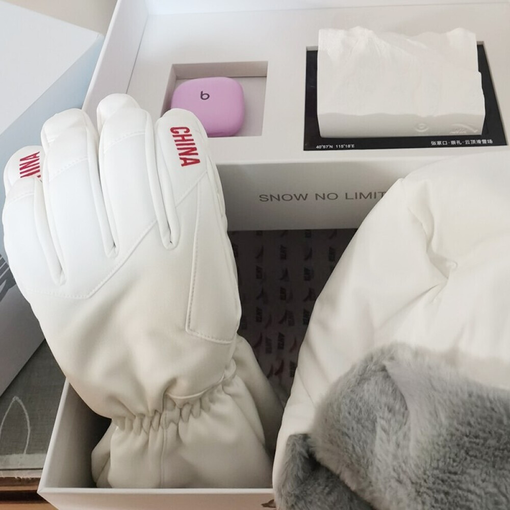 Беспроводные наушники Beats Fit Pro true wireless Gu Ailing с активным шумоподавлением
Беспроводные наушники Beats Fit Pro true wireless Gu Ailing с активным шумоподавлением