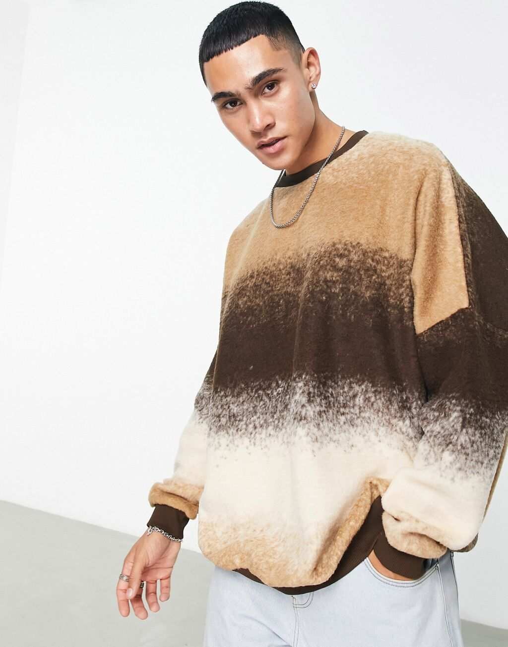 Свитшот супер-оверсайз с матовым коричневым эффектом омбре ASOS DESIGN, Коричневый
Свитшот супер-оверсайз с матовым коричневым эффектом омбре ASOS DESIGN, Коричневый