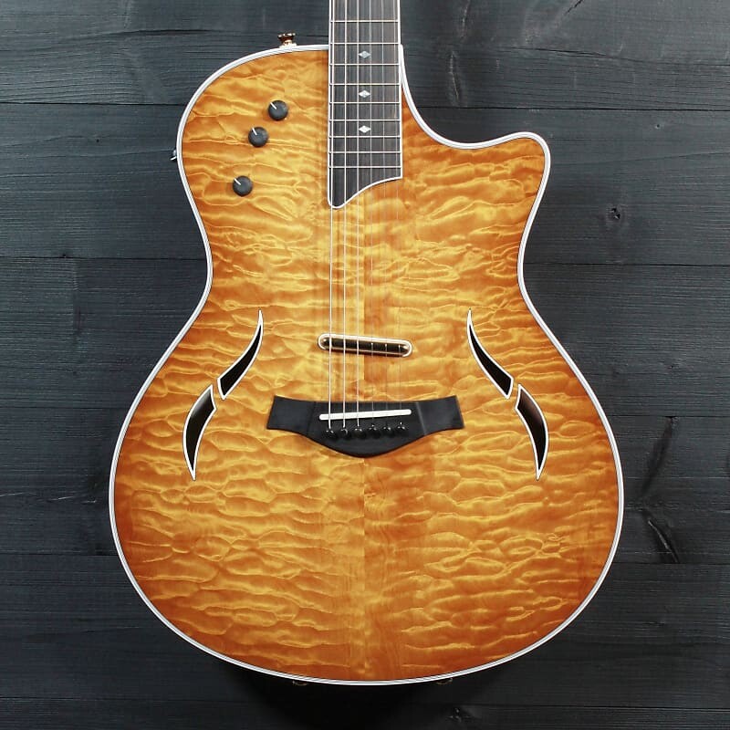 Taylor T5 Custom Shop со стеганым верхом из клена Amberburst (полноразмерный T5)
Taylor T5 Custom Shop со стеганым верхом из клена Amberburst (полноразмерный T5)
