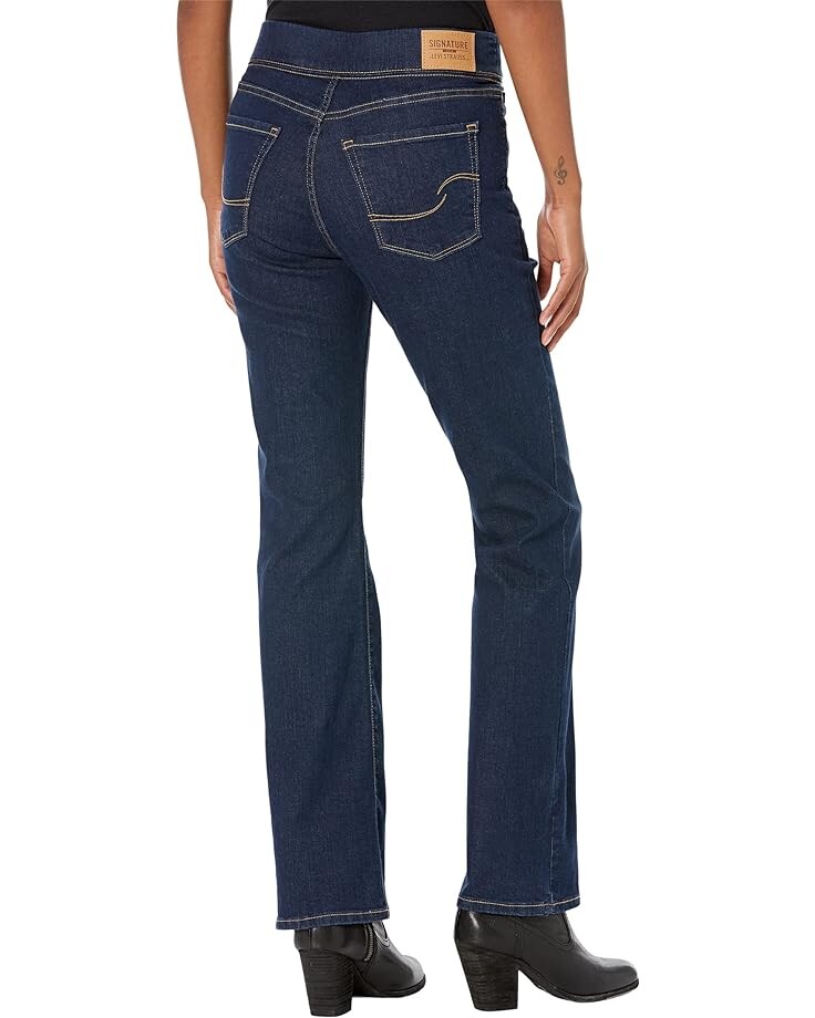 Джинсы Signature by Levi Strauss & Co. Gold Label Shaping Pull-On Bootcut, цвет Point Bonita
Джинсы Signature by Levi Strauss & Co. Gold Label Shaping Pull-On Bootcut, цвет Point Bonita