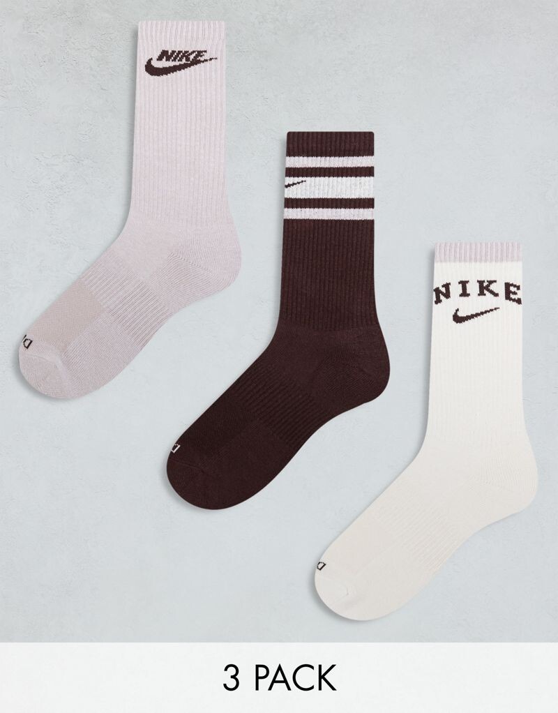 Nike — Everyday Cushioned Plus — набор из 3 пар разноцветных амортизирующих носков Nike
Nike — Everyday Cushioned Plus — набор из 3 пар разноцветных амортизирующих носков Nike