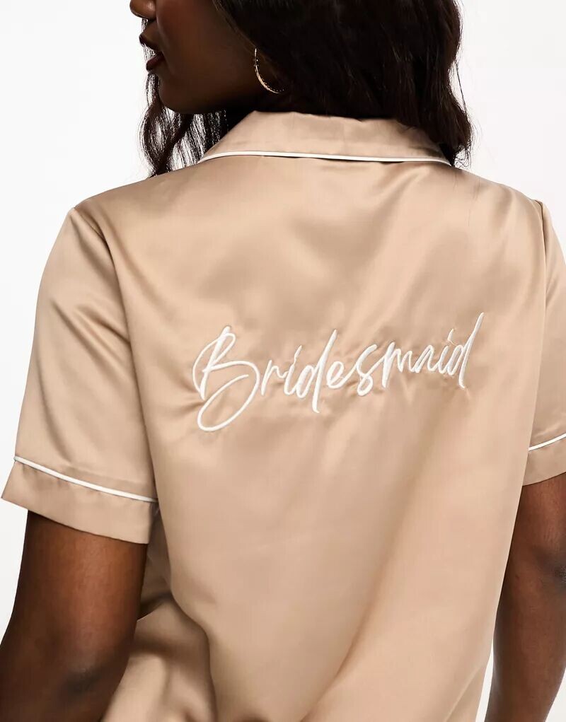 Серо-коричневая атласная пижама Loungeable Bridesmaid с рубашкой с короткими рукавами и брюками, Коричневый
Серо-коричневая атласная пижама Loungeable Bridesmaid с рубашкой с короткими рукавами и брюками, Коричневый