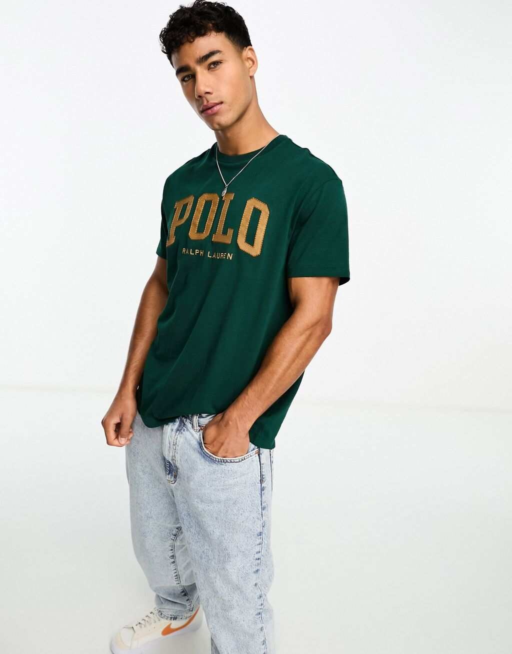 Темно-зеленая классическая футболка оверсайз с логотипом Polo Ralph Lauren Collegiate, Зеленый
Темно-зеленая классическая футболка оверсайз с логотипом Polo Ralph Lauren Collegiate, Зеленый