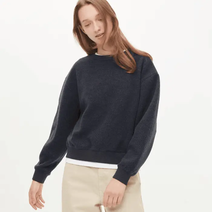 Пуловер Uniqlo U Fleece Crew Neck, тёмно-серый 
Пуловер Uniqlo U Fleece Crew Neck, тёмно-серый
