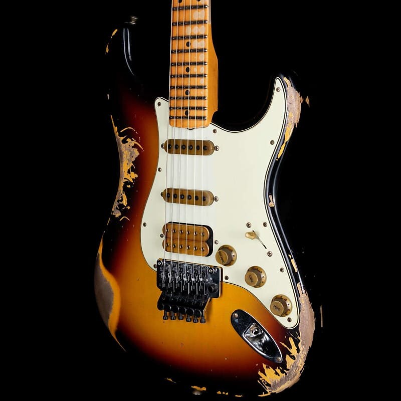 Fender Custom Shop Alley Cat Stratocaster Heavy Relic HSS Floyd Rose Maple Board 3-Tone Sunburst
Fender Custom Shop Alley Cat Stratocaster Heavy Relic HSS Floyd Rose Maple Board 3-Tone Sunburst