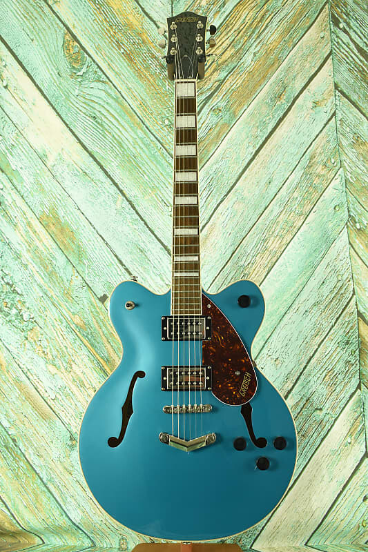 Gretsch G2622 Streamliner - Бирюзовый океан G2622 Streamliner Center Block with Laurel Fretboard, V-Stoptail
Gretsch G2622 Streamliner - Бирюзовый океан G2622 Streamliner Center Block with Laurel Fretboard, V-Stoptail