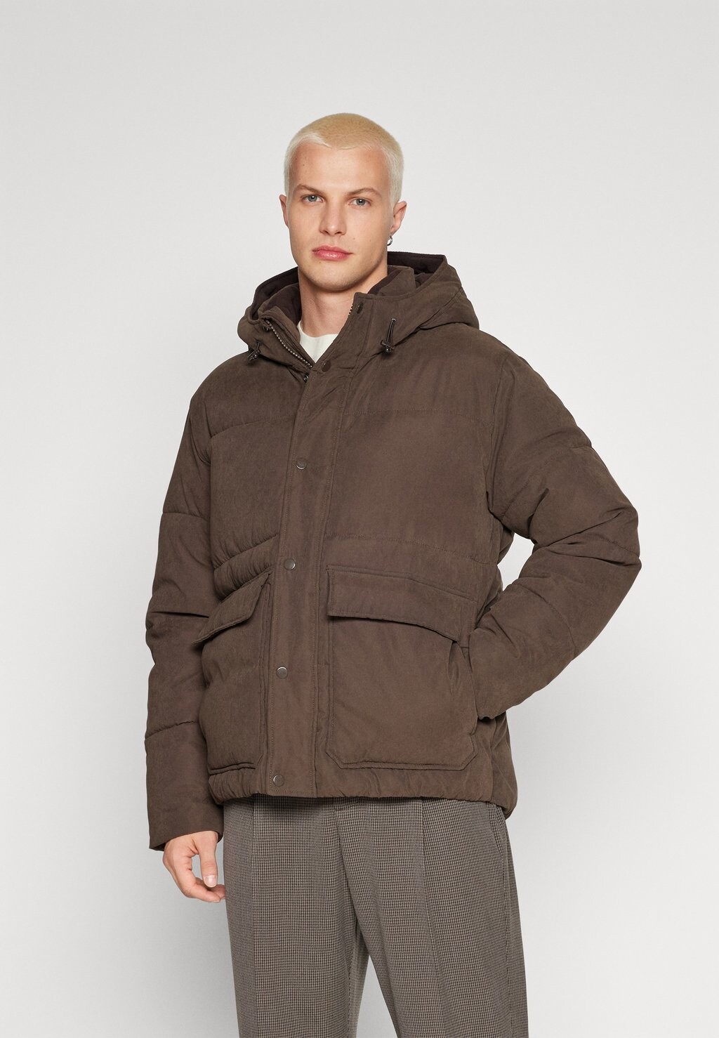Куртка Abercrombie & Fitch ПУХОВИК ULTRA UTILITY С КАПЮШОНОМ, цвет DELICIOSO BROWN
Куртка Abercrombie & Fitch ПУХОВИК ULTRA UTILITY С КАПЮШОНОМ, цвет DELICIOSO BROWN