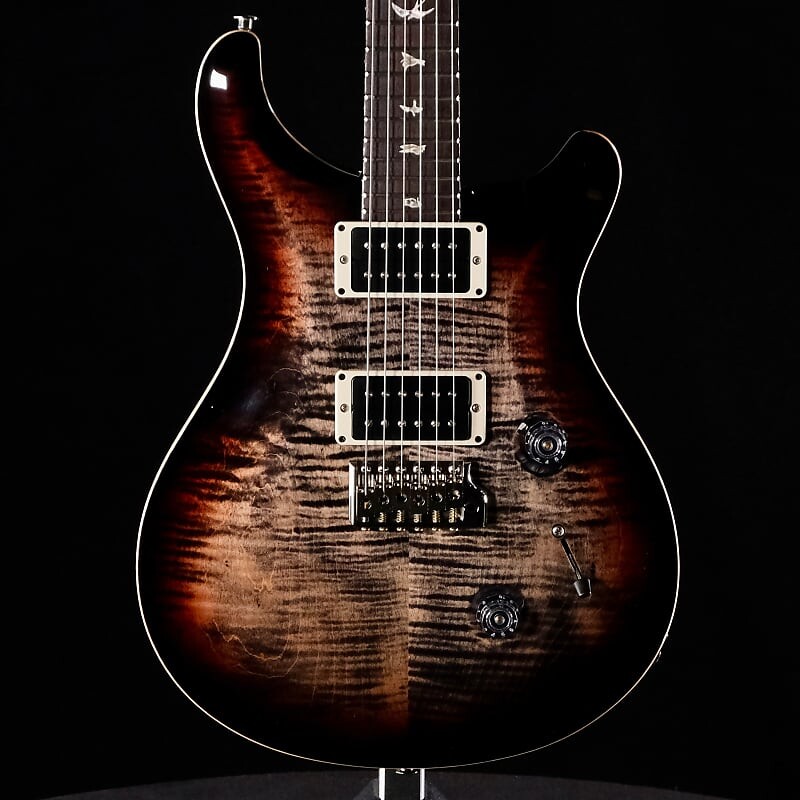 PRS Custom 24 Pattern Thin Neck Electric-Guitar - Charcoal Tri Color Burst "Custom Color"
PRS Custom 24 Pattern Thin Neck Electric-Guitar - Charcoal Tri Color Burst "Custom Color"