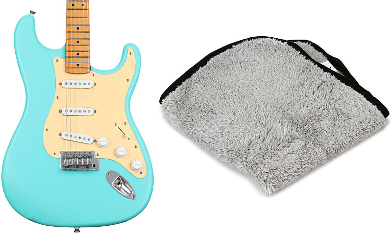 Squier 40th Anniversary Stratocaster Electric Guitar Vintage Edition - Satin Seafoam Green с кленовым грифом в комплекте с Fender Premium Plush Ткань для полировки из микрофибры Squier + Fender 0379510549=1 0990525000=1
Squier 40th Anniversary Stratocaster Electric Guitar Vintage Edition - Satin Seafoam Green с кленовым грифом в комплекте с Fender Premium Plush Ткань для полировки из микрофибры Squier + Fender 0379510549=1 0990525000=1
