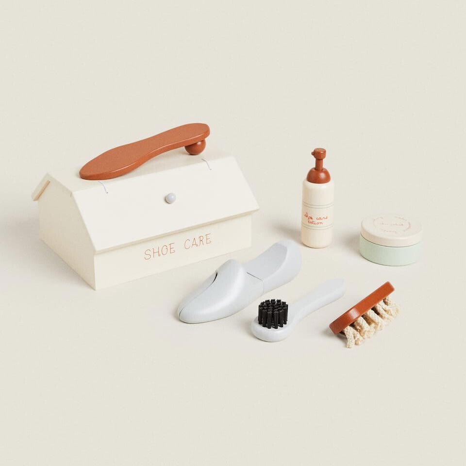 Набор для ухода за игрушечной обувью Zara Home Shoe care set, 6 предметов, мультиколор
Набор для ухода за игрушечной обувью Zara Home Shoe care set, 6 предметов, мультиколор